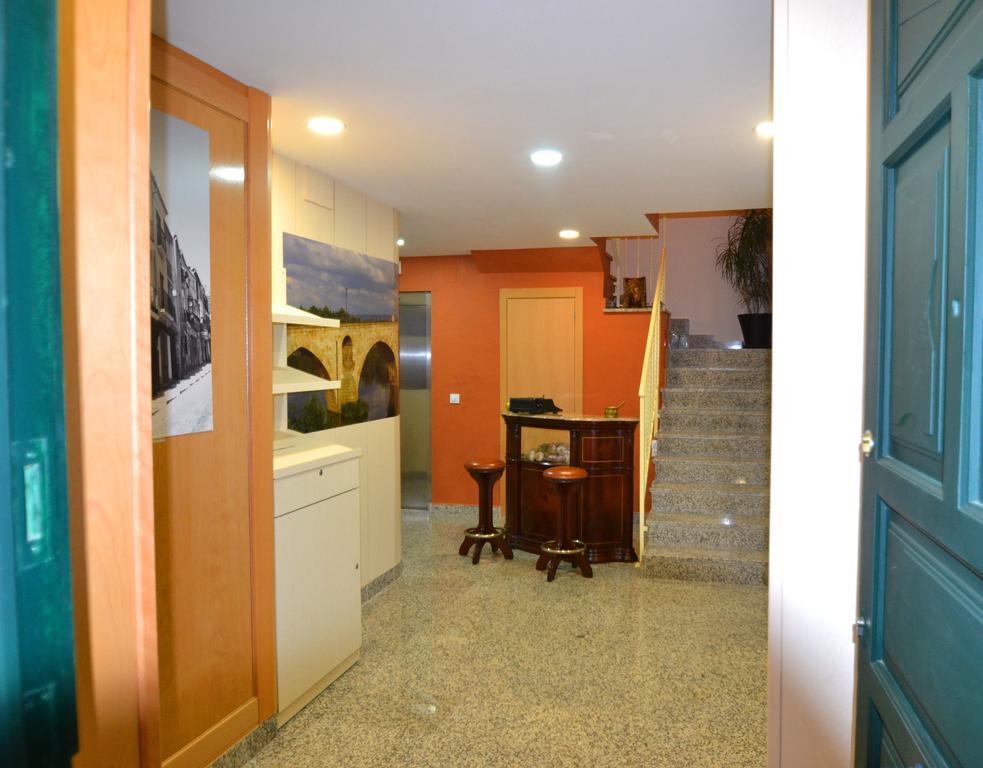 Apartamentos Turisticos Dormi2 Zamora Luaran gambar